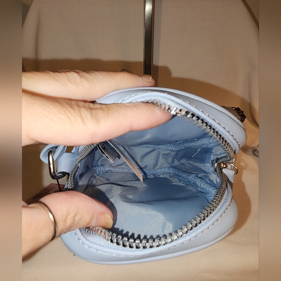 Sanrio Cinnamoroll Crossbody Bag - Picture 5 of 6